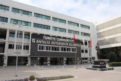 Antalya Büyükşehir Belediyesi'ne yönelik soruşturmada 20 gözaltı kararı