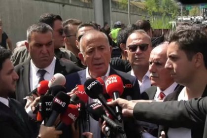 CHP İstanbul binası önünde gerginlik: Gürsel Tekin'den açıklama: Biz kayyum değiliz. Kayyum Şişli'de, Esenyurt'ta!
