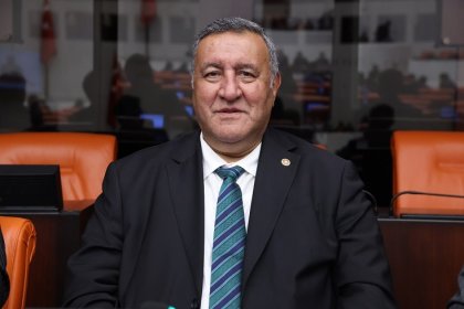 CHP'li Gürer: Yemi ve gübreyi yüzde 50 sübvanse edin. Taban fiyat uygulamasına geri dönün. Aracılık sistemini daraltın; raftaki ürünün fiyatı düşer!