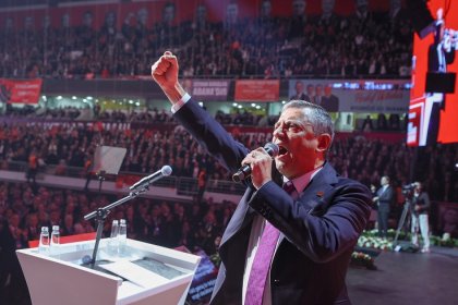 CHP'nin 39. Olağan Kurultayı'nda tek genel başkan adaylık başvurusunu Özgür Özel yaptı