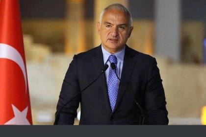 Cumhurbaşkanı Erdoğan'ın Başdanışmanı Saral'dan, Kültür ve Turizm Bakanı Ersoy'a sert tepki