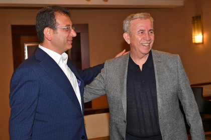 Ekrem İmamoğlu'ndan Mansur Yavaş ziyareti paylaşımı: Bizler ORTAK AKILLA, yol arkadaşlarımız ve aziz milletimizle elele, bu büyük yolculuğu mutlaka başarıya ulaştıracağız!