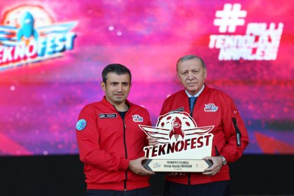 Erdoğan: küresel bir markaya dönüşen TEKNOFEST’in bugüne kadar 11 milyon ziyaretçiyi ağırladı!