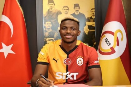 Galatasaray, Osimhen'i KAP'a bildirdi