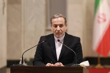İran Dışişleri Bakanı Seyed Abbas Araghchi: ABD, İran'ın barışçıl nükleer tesislerine saldırarak BM Şartı'nı, uluslararası hukuku ve NPT'yi ağır bir şekilde ihlal etmiştir!