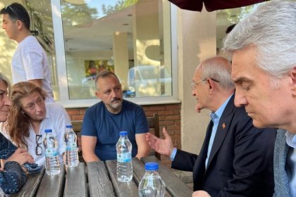 Kemal Kılıçdaroğlu'ndan tedavi gördüğü hastanede Nihat Genç’in yakınlarına ziyaret