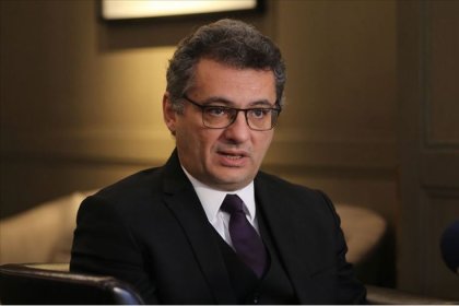 KKTC Cumhurbaşkanı seçilen Tufan Erhürman mazbatasını aldı