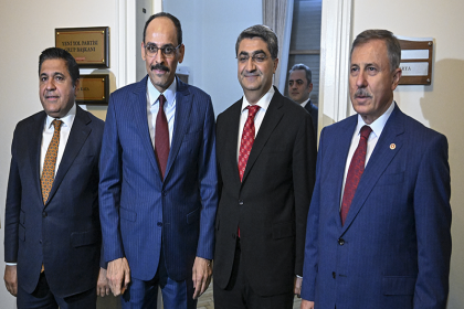 MİT Başkanı İbrahim Kalın, Yeni Yol Partisi TBMM Grubunu ziyaret etti