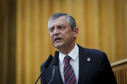 Özgür Özel, İBB soruşturması hakkında konuştu: Bu bir iddianame değil, darbecilerin siyasete yönelik bir muhtırasıdır!