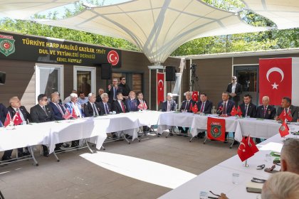 Özgür Özel: Komisyon herkese , her fikre açık olmalı, Şehit Aileleri ve Gazilerin temsili daimi olmalı!
