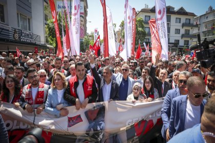 Özgür Özel; O demokrasiden yararlanıp iktidara gelmiş, şimdi bir tek adam rejimini kalıcılaştırmaya çalışan, bir mücadele veren bir parti var!