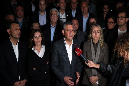 Özgür Özel'den casuzluk tutuklaması açıklaması: Bugün bizim için bir bitiş değil, başlangıçtır; Bu acizler bitmiştir!