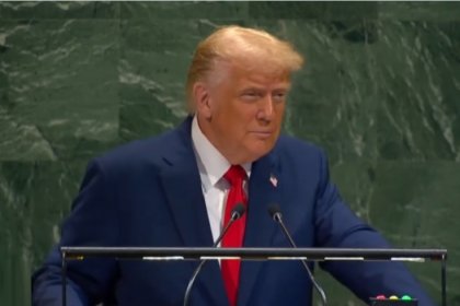Trump: 7 savaşı bitirdim, BM bana bozuk prompter ve arızalı yürüyen merdiven verdi