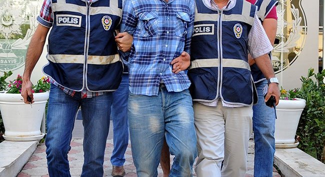 Ankara Cumhuriyet Başsavcılığı: FETÖ soruşturmalarında beş farklı operasyonda toplam 166 şüpheli gözaltına alındı Ankara Cumhuriyet Başsavcılığı: FETÖ soruşturmalarında beş farklı operasyonda toplam 166 şüpheli gözaltına alındı