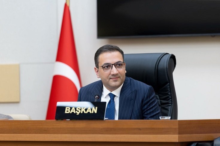 Balçova Belediye Başkanı Onur Yiğit göreve iade edildi