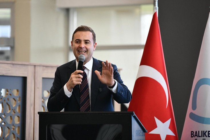 Balıkesir Büyükşehir Belediye Başkanı Ahmet Akın: Cumhuriyet Halk Partisi’nin mensubuyum. Ama Balıkesir’imizin tamamının başkanıyım!