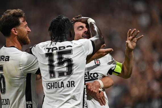 Beşiktaş 1-0 Midtjylland Beşiktaş 1-0 Midtjylland