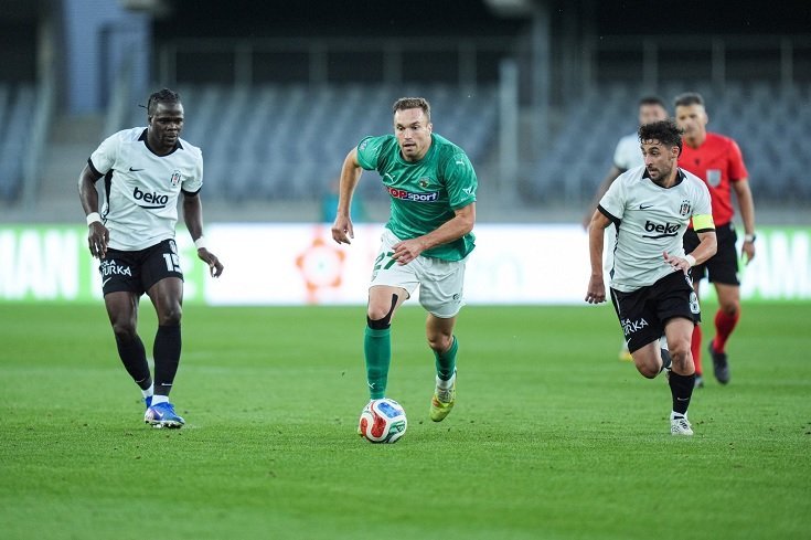 Beşiktaş, UEFA Avrupa Ligi play-off turu maçında Kauno Zalgiris'e 1-0 yenildi: ilk maçın avantajı ile tur atladı