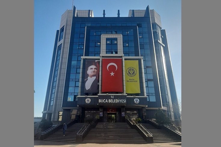 Buca Belediyesi'ne operasyonda 28 kişi hakkında gözaltı kararı