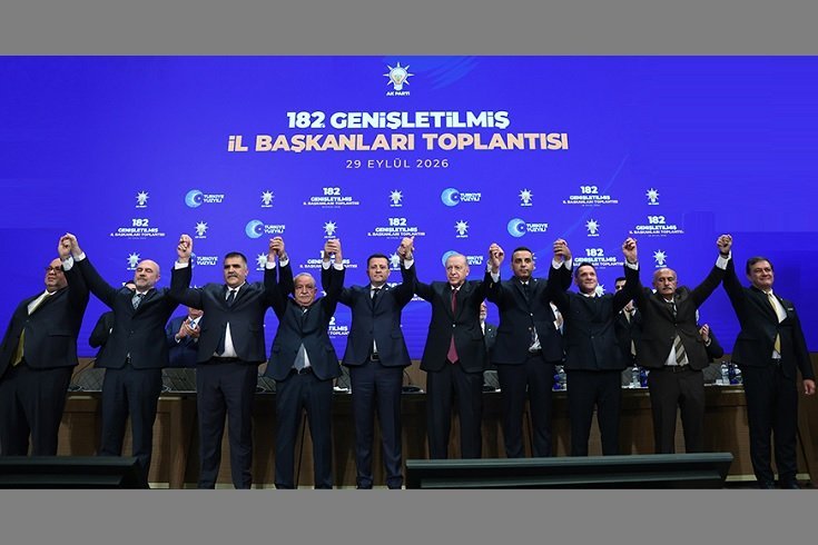 Bugün 9 Belediye Başkanı AKP'ye geçti Bugün 9 Belediye Başkanı AKP'ye geçti