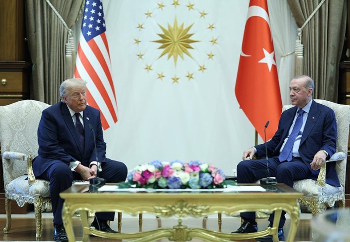 Cumhurbaşkanı Erdoğan, ABD Başkanı Trump ile bir araya geldi: Sayın Trump her zaman sözünün arkasındadır. Burada yine F-35 konusunda bu Liderler Zirvesi'nden hayırlı bir karar çıkacağına inanıyorum! Cumhurbaşkanı Erdoğan, ABD Başkanı Trump ile bir araya geldi: Sayın Trump her zaman sözünün arkasındadır. Burada yine F-35 konusunda bu Liderler Zirvesi'nden hayırlı bir karar çıkacağına inanıyorum!