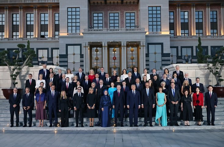 Cumhurbaşkanı Erdoğan, NATO Zirvesi’ne katılan liderler onuruna resepsiyon verdi Cumhurbaşkanı Erdoğan, NATO Zirvesi’ne katılan liderler onuruna resepsiyon verdi