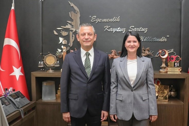 Edirne Belediye Başkanı Filiz Gencan, YENİ Parti'ye geçti
