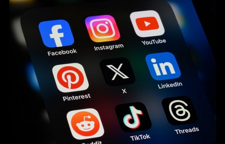 EGM: okul saldırıları sonrası 940 sosyal medya hesabına erişim engeli, 93 adet Telegram grubu kapatıldı ve 83 şüpheli hakkında gözaltı kararı verildi EGM: okul saldırıları sonrası 940 sosyal medya hesabına erişim engeli, 93 adet Telegram grubu kapatıldı ve 83 şüpheli hakkında gözaltı kararı verildi