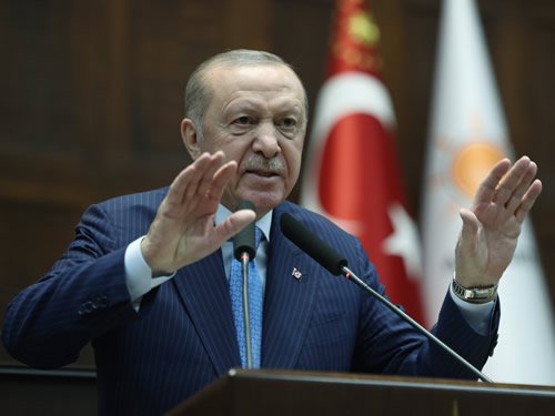 Erdoğan; Bayrağımıza uzanan kirli elleri bulacak, hesabını o hainlerden mutlaka soracağız! Erdoğan; Bayrağımıza uzanan kirli elleri bulacak, hesabını o hainlerden mutlaka soracağız!