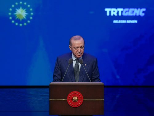 Erdoğan TRT Genç Kanalı Açılış Etkinliğinde konuştu: Aile kurumu saldırı ve kuşatma altında Erdoğan TRT Genç Kanalı Açılış Etkinliğinde konuştu: Aile kurumu saldırı ve kuşatma altında