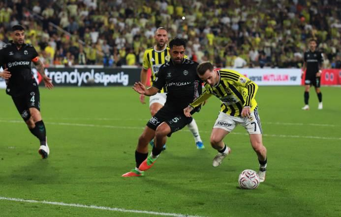 Fenerbahçe, Konyaspor'u 4-2 yendi