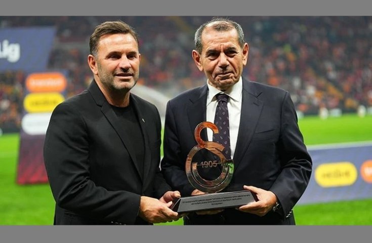 Galatasaray Başkanı Özbek: Okan Buruk yönetiminde dört yıldır nasıl inanç ve kararlılıkla yolumuza devam ettiysek, bundan sonra da aynı şekilde yolumuza devam edeceğiz!