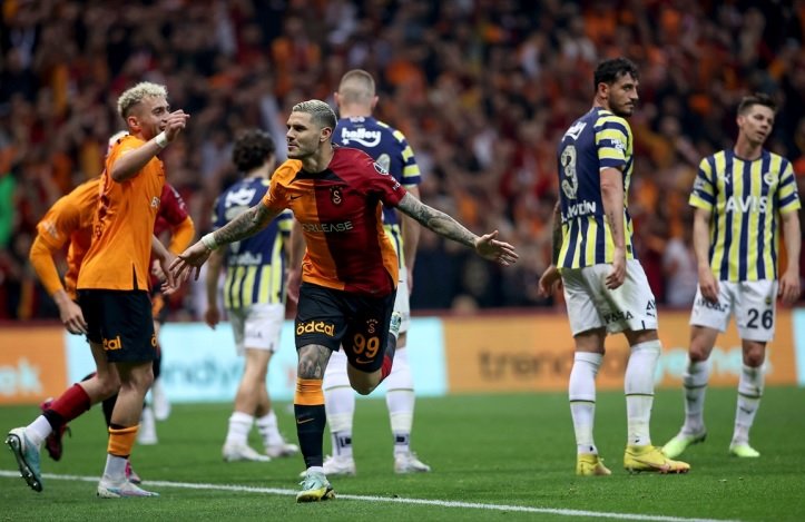 Galatasaray, Fenerbahçe'yi 3-0 yendi