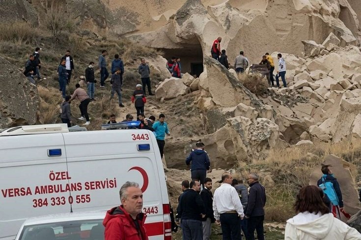 Göreme'de peribacasında meydana gelen çökmede can kaybı 3'e yükseldi