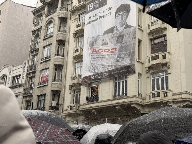Hrant Dink 19 yıl önce katledildiği yerde anıldı