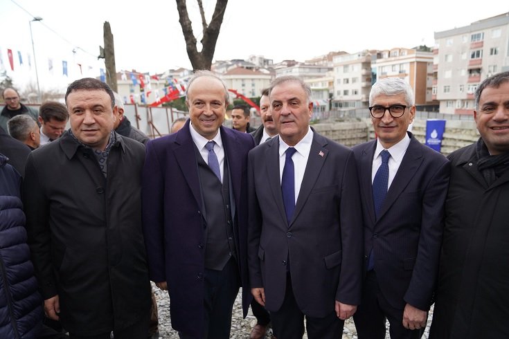 İBB, Avcılar’da trafik ve park sorununa nefes aldıracak Reşitpaşa Caddesi Zeminaltı Otoparkı’nın temelini attı