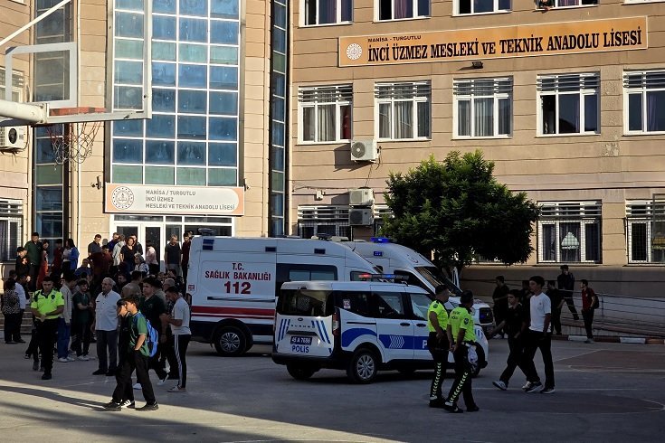 İçişleri Bakanı Çiftçi açıkladı: Manisa'daki okul saldırısında 11 çocuk yaralandı, 3'ünün durumu ağır