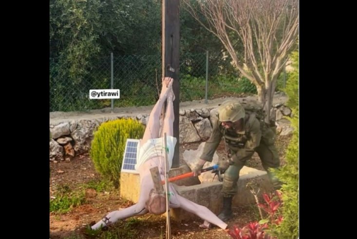 İsrail askeri, Lübnan’da Hz. İsa heykelini baltayla parçaladı