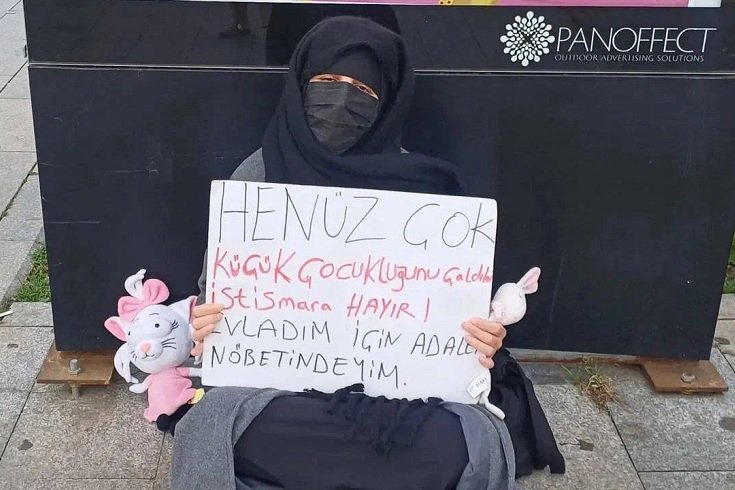 İstismar edilen anne ve kızı Zeytinburnu sahilinde ölü olarak bulundu İstismar edilen anne ve kızı Zeytinburnu sahilinde ölü olarak bulundu