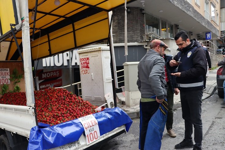 Maltepe’deki işgallere zabıta müdahalesi devam ediyor