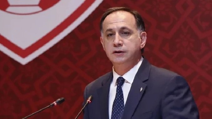 Merkez Hakem Kurulu Başkanı Ferhat Gündoğdu ve 7 şüpheli gözaltına alındı Merkez Hakem Kurulu Başkanı Ferhat Gündoğdu ve 7 şüpheli gözaltına alındı