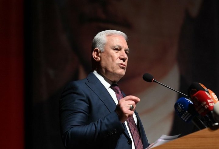 Mustafa Bozbey'in yargılandığı davanın 11 gün süren ilk duruşmasında 16 kişiye tahliye edildi Mustafa Bozbey'in yargılandığı davanın 11 gün süren ilk duruşmasında 16 kişiye tahliye edildi