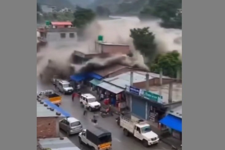 Nepal’deki sel felaketinde can kaybı 270’e yükseldi
