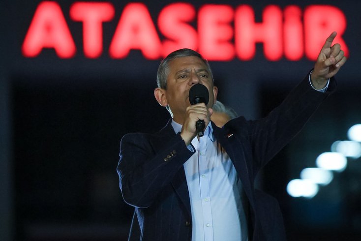 Özgür Özel, Ataşehir'de konuştu: şimdi 19 Mart darbecilerinin Anadolu yakasındaki yeni hedefi, Onursal Adıgüzel!