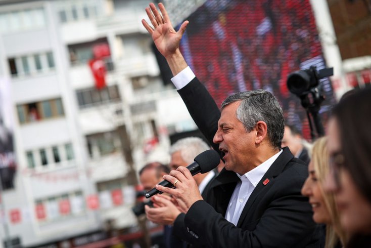 Özgür Özel: Bu kadar korkuyorsanız ev hapsi verin, zulmü bitirin; biz Ekrem Başkan’ı cumhurbaşkanı yapacağız! Özgür Özel: Bu kadar korkuyorsanız ev hapsi verin, zulmü bitirin; biz Ekrem Başkan’ı cumhurbaşkanı yapacağız!