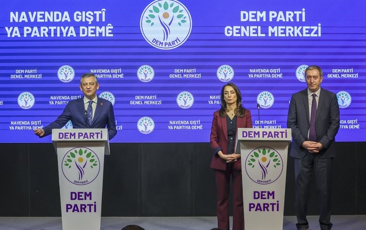 Özgür Özel: TBMM’nin bir an önce boşalan sandalyeler için ara seçim kararı alması zorunluluktur