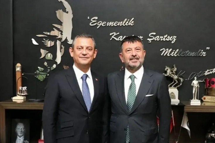Özgür Özel ve Veli Ağbaba hakkında 'zincirleme şekilde rüşvet almak' suçundan fezleke hazırlandı