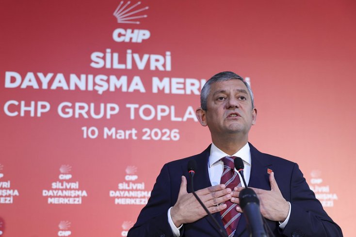 Özgür Özel'den Cumhurbaşkanı Erdoğan'a; Sen hakime tokat atma suçundan cezası olan birisin!