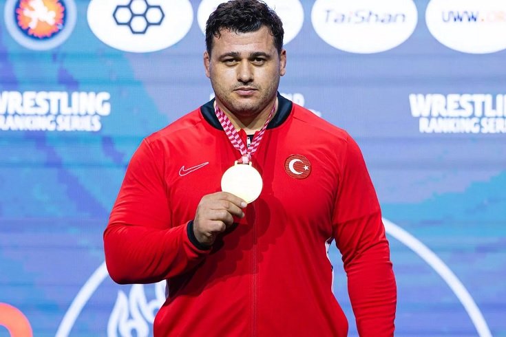 Rıza Kayaalp rekor kırdı: 13 altın madalya