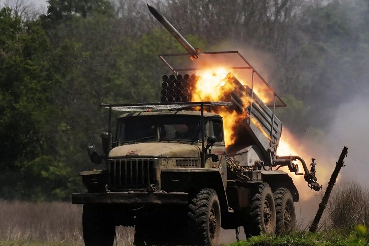 Rus ordusu, Ukrayna’ya ait askeri havalimanlarının altyapısını, yakıt ve enerji tesislerini vurdu